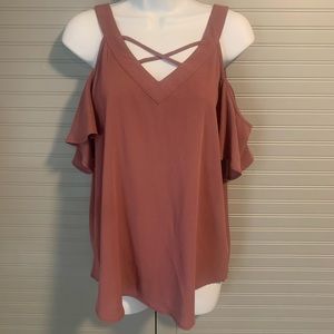 Blu Pepper Shoulder cut out XL Blouse